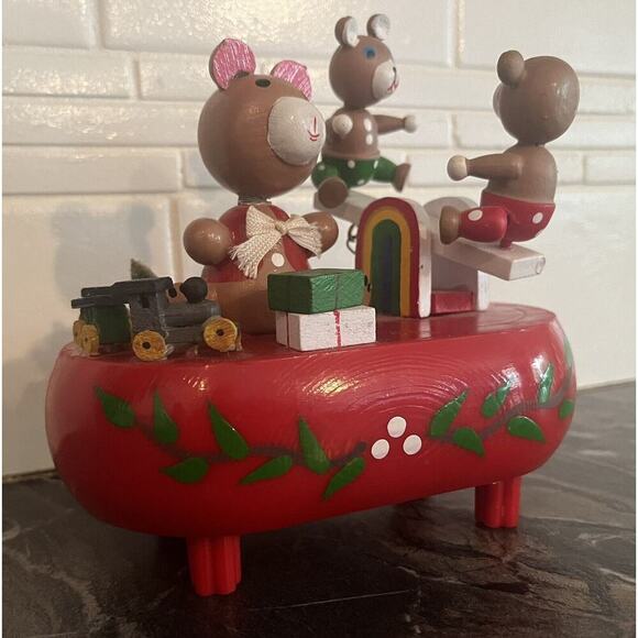 VTG 1960’s Wooden Christmas United China & Glass Taiwan Sanyo Music Box Scene - Picture 3 of 9